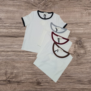 T-shirt VICOLO a costine con profilo