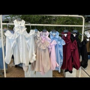 Camicia VICOLO con aperture sulle spalle