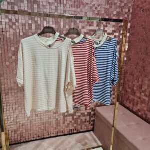 T-shirt VICOLO cut - out a righe