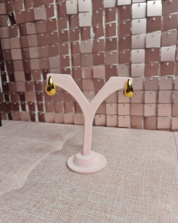 Orecchini a goccia, ORO