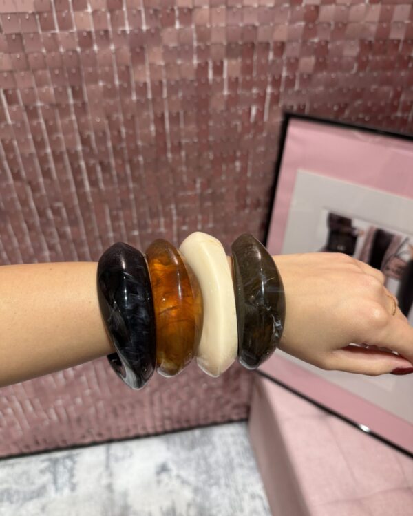 Bracciale effetto marmo asimmetrico