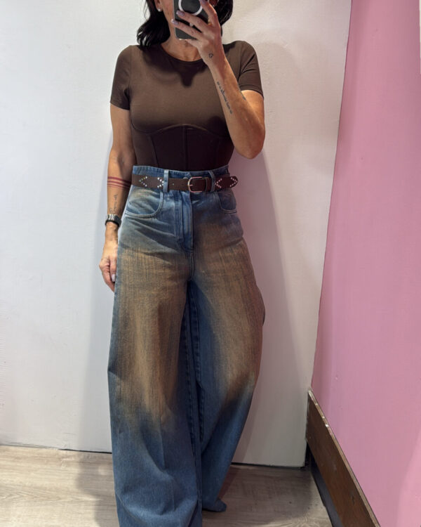 Jeans VICOLO effetto vintage con cintura