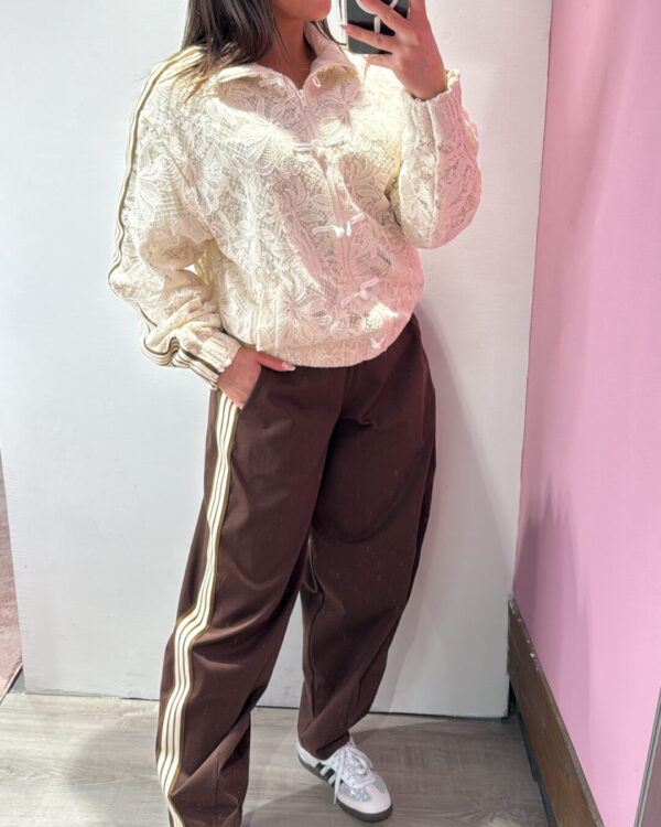 Giacca MOTEL in macramè con alamari