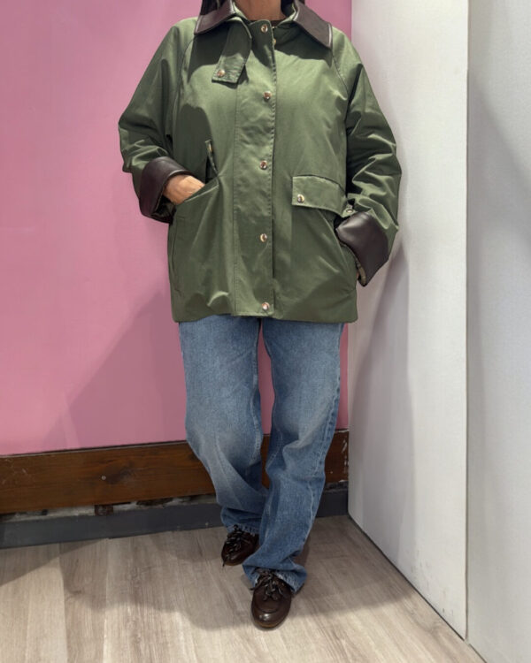 Giaccone VICOLO con tasche & collo in ecopelle, VERDE MILITARE