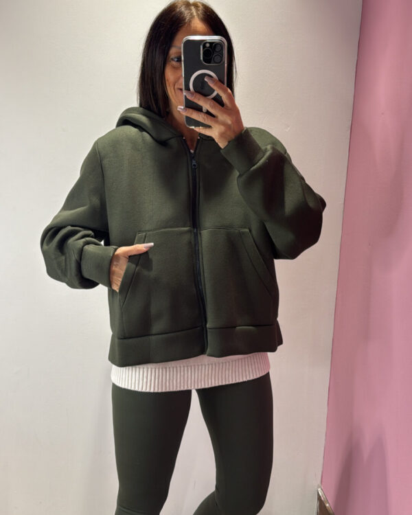 Felpa / Giacca Over VICOLO in neoprene con cappuccio VERDE MILITARE