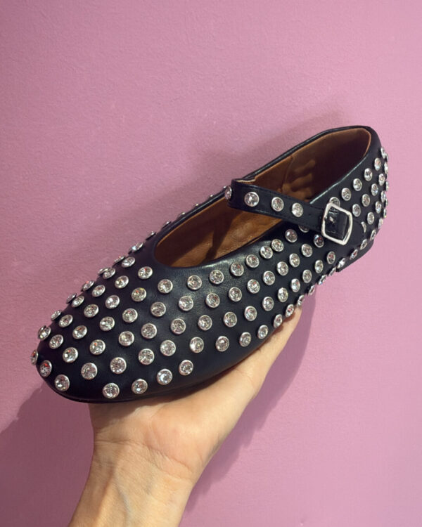 Ballerina OVYE' con borchie / strass