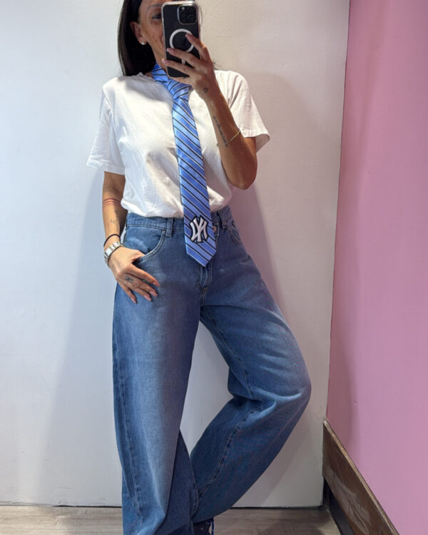 T-shirt MOTEL girocollo con cravatta, AZZURRO