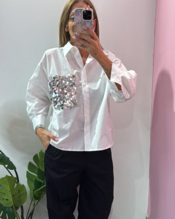Camicia MOTEL con tasca in paillettes, VARI COLORI