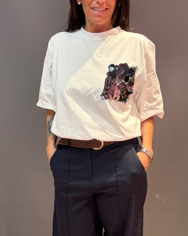 T-shirt Crop MOTEL con taschino in pailettes, BIANCO