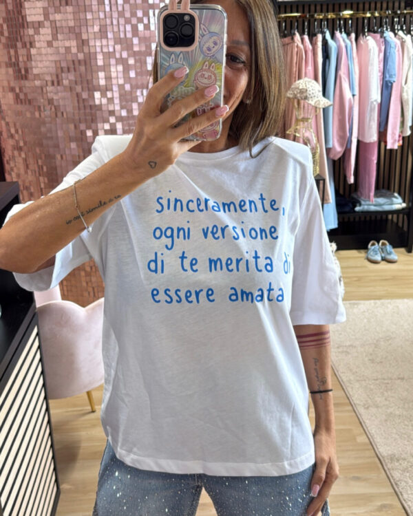 T-shirt Over SUSYMIX con scritta