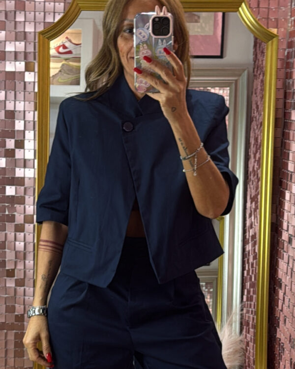 Blazer Crop VICOLO a maniche crop , VARI COLORI