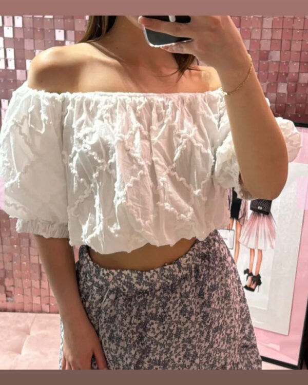 Blusa Crop VICOLO a baloon