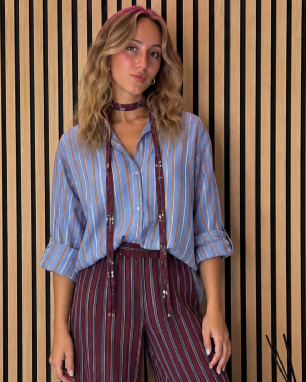 Camicia HAVEONE con collana gioiello in fantasia rigata celeste