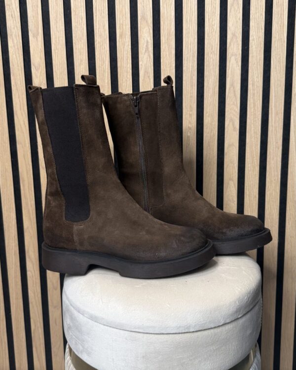 Stivaletto ATTIKA in pelle scamosciata modello Beatles MORO