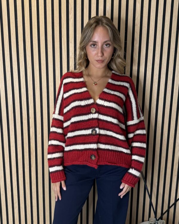 Cardigan VICOLO con chiusura a bottoni