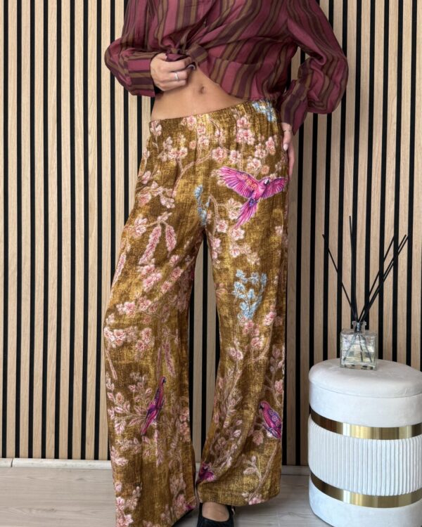 Pantalone HAVEONE con fantasia colibrí