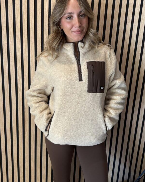 Giubbotto VICOLO in materiale TEDDY con zip frontale
